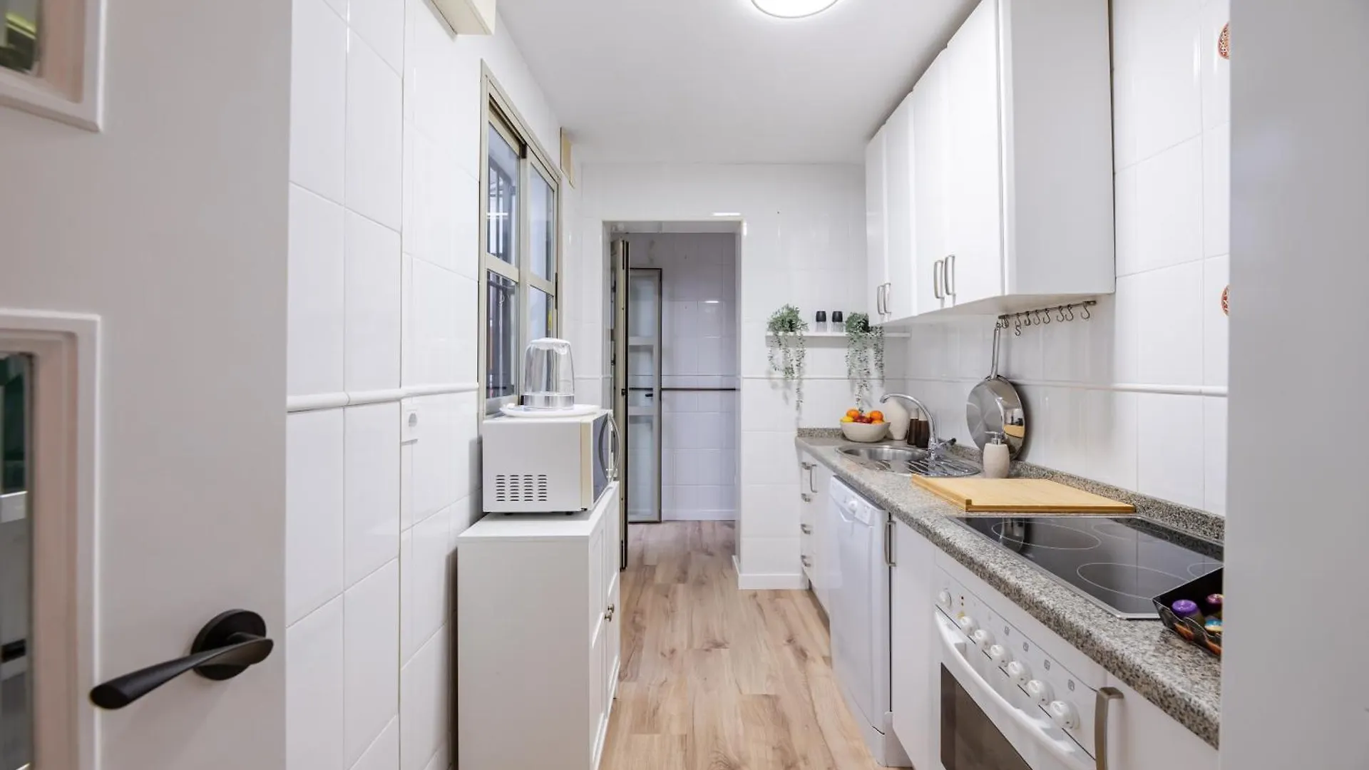 Charming 4-Bedroom Apartment In Malaga'S Historic Center Spain