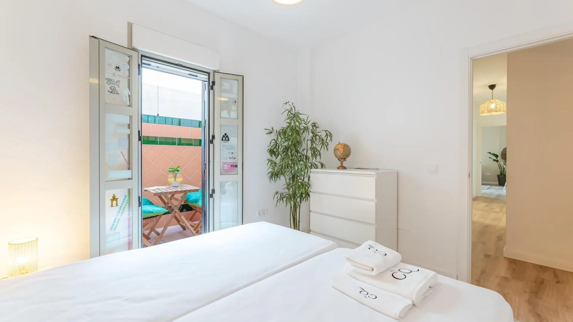 Charming 4-Bedroom Apartment In Malaga'S Historic Center 0*, Malaga